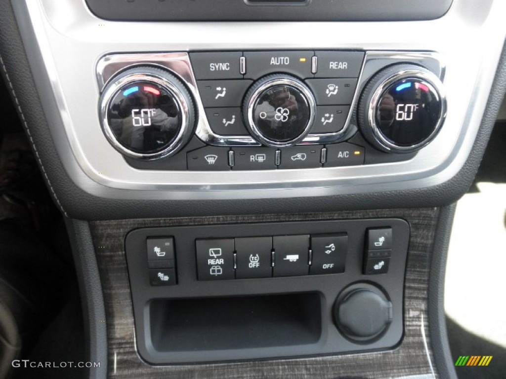 2014 GMC Acadia SLT AWD Controls Photo #85823164