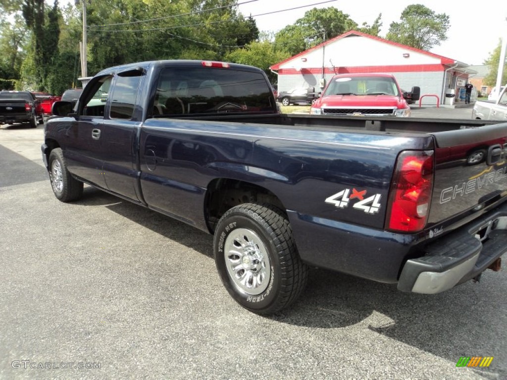 2006 Silverado 1500 Work Truck Extended Cab 4x4 - Dark Blue Metallic / Dark Charcoal photo #21