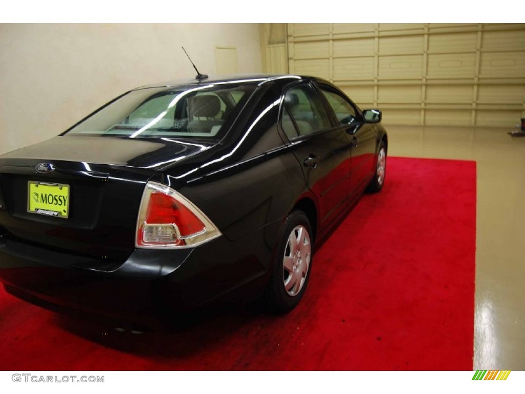 2008 Fusion S - Black Ebony / Medium Light Stone photo #6