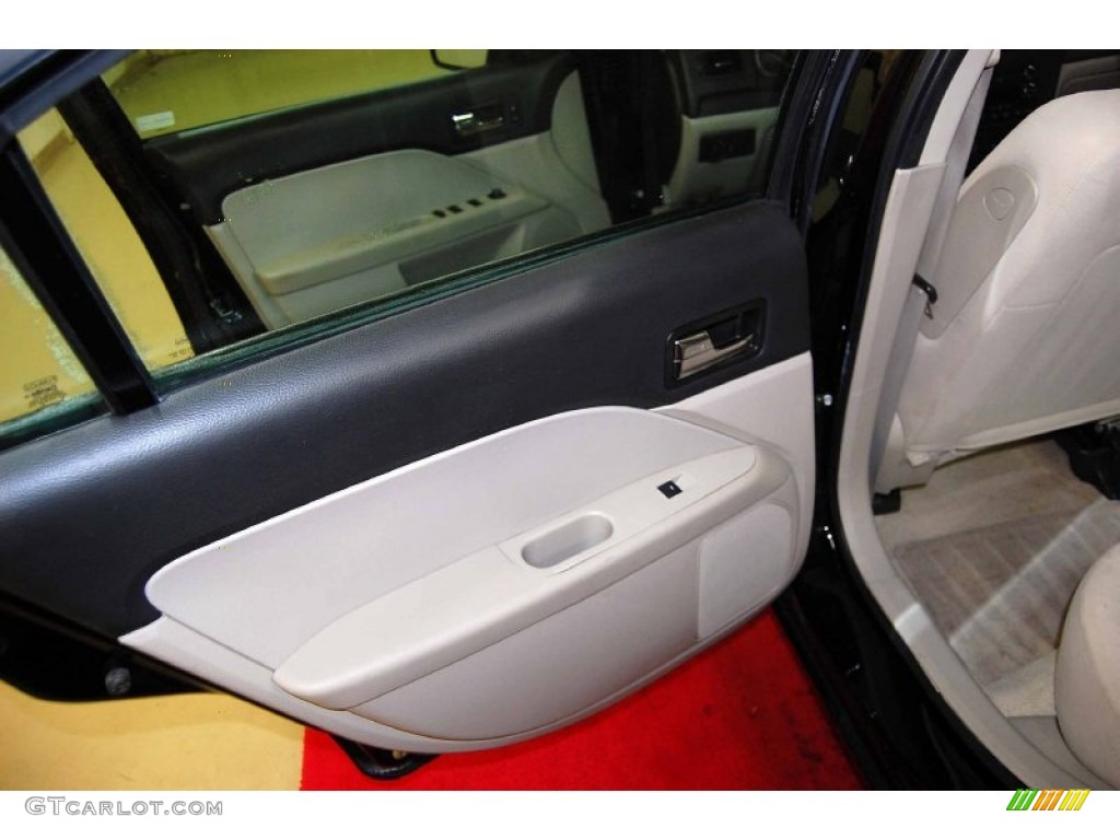 2008 Fusion S - Black Ebony / Medium Light Stone photo #13