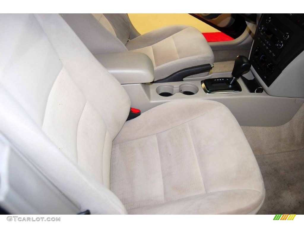 2008 Fusion S - Black Ebony / Medium Light Stone photo #19