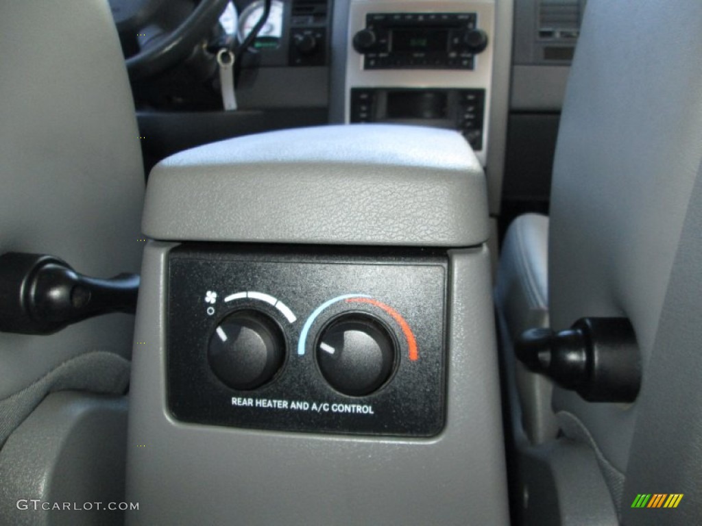 2004 Durango Limited 4x4 - Graphite Metallic / Medium Slate Gray photo #25