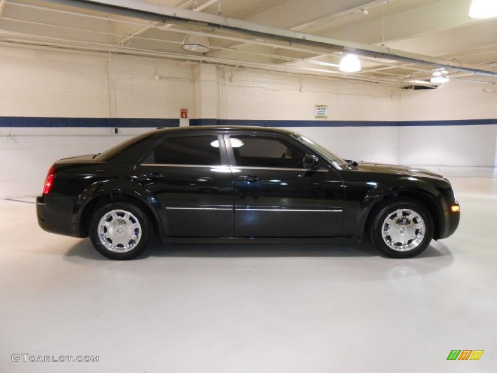 2005 300 Touring - Brilliant Black Crystal Pearl / Dark Slate Gray/Light Graystone photo #4