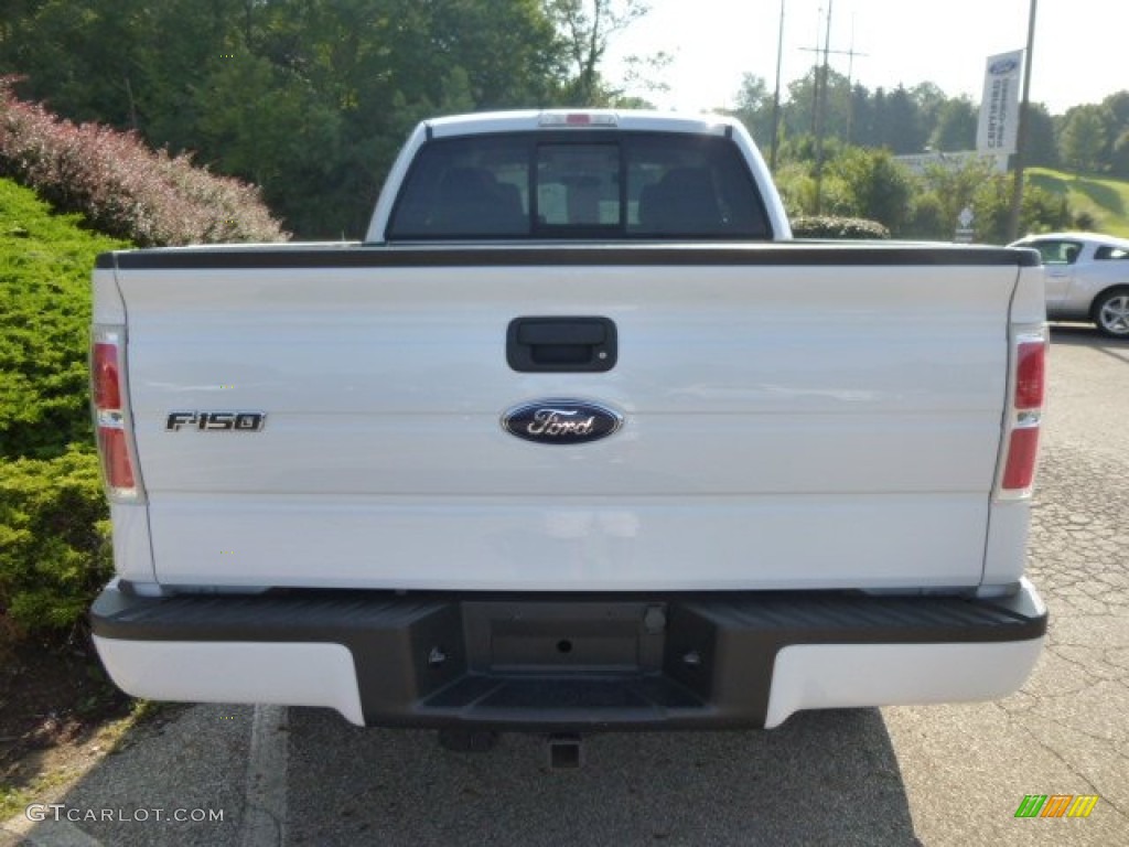 2010 F150 STX SuperCab 4x4 - Oxford White / Medium Stone photo #6