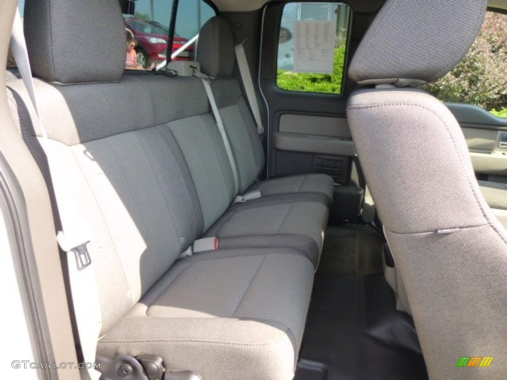 2010 F150 STX SuperCab 4x4 - Oxford White / Medium Stone photo #11