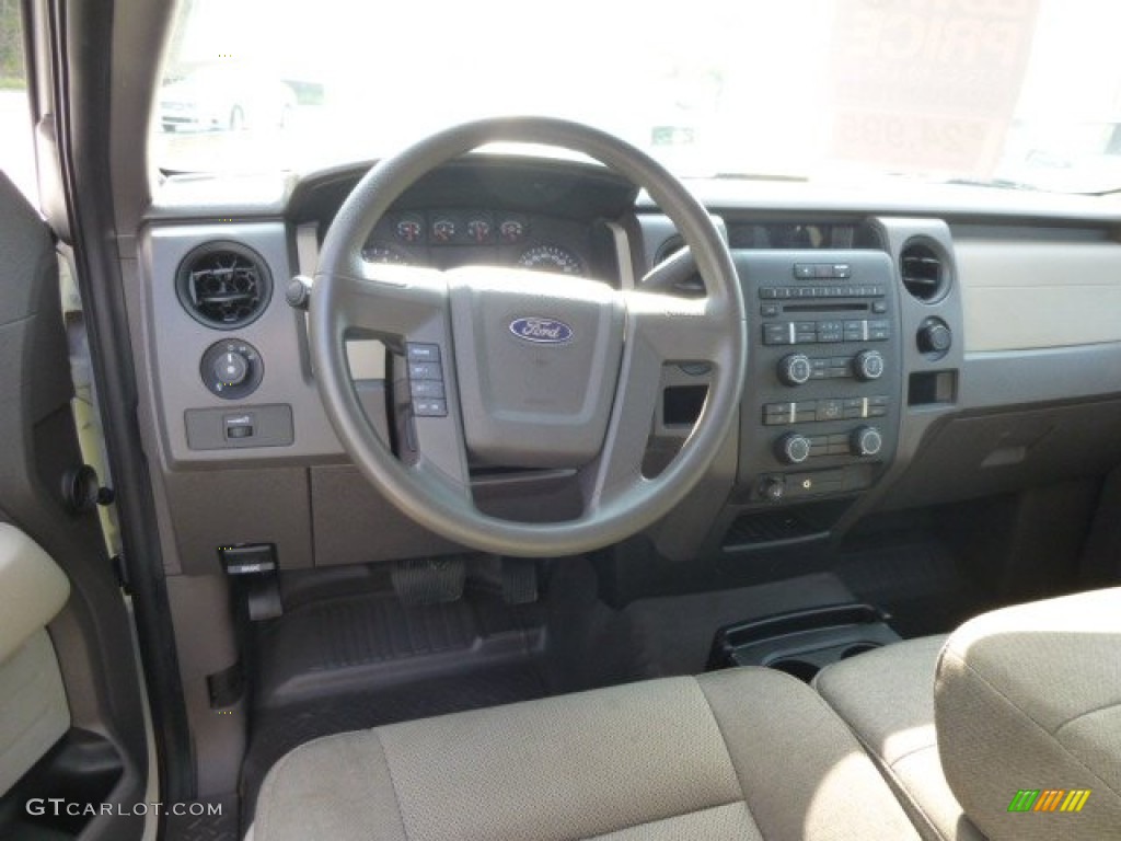 2010 F150 STX SuperCab 4x4 - Oxford White / Medium Stone photo #14