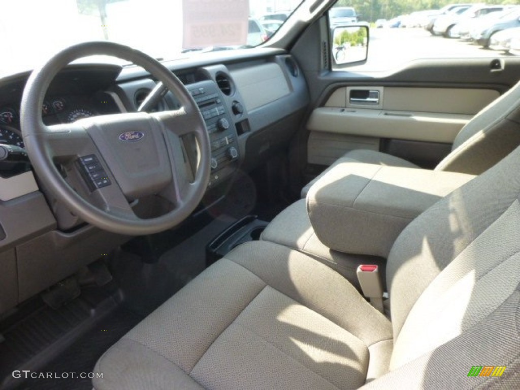 2010 F150 STX SuperCab 4x4 - Oxford White / Medium Stone photo #16