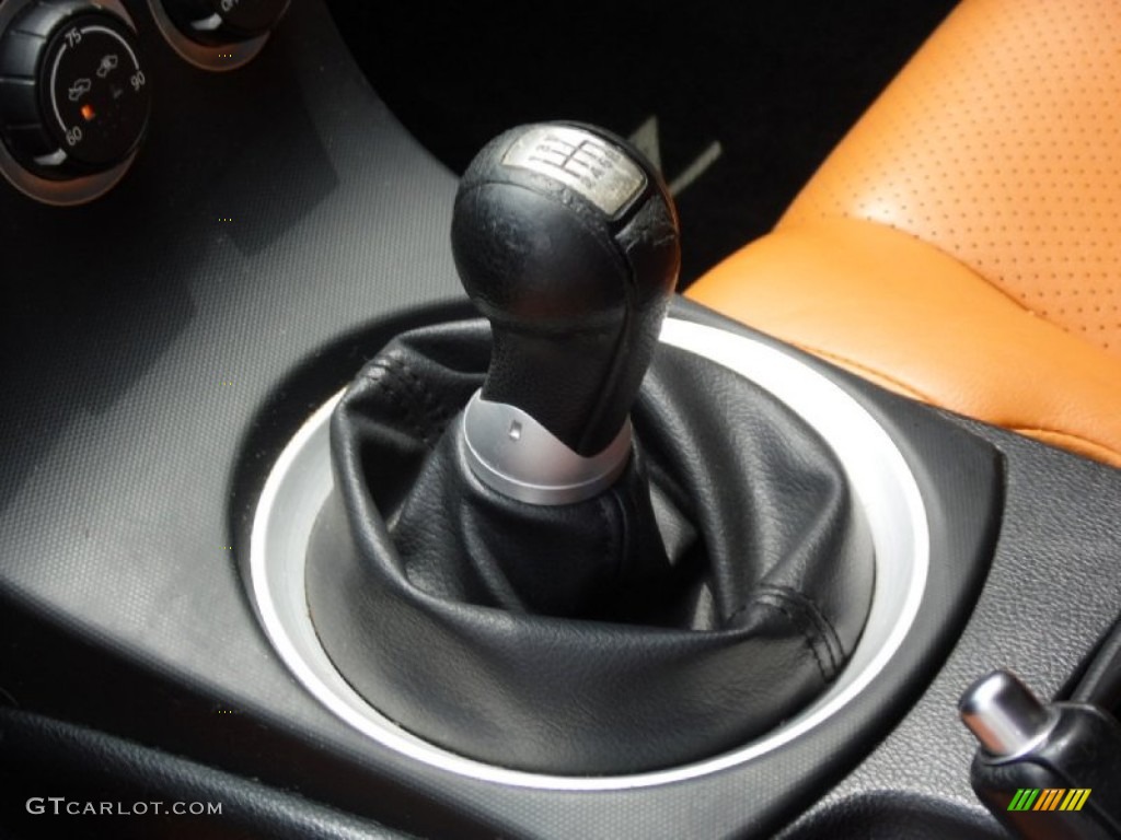 2004 Nissan 350Z Touring Coupe Transmission Photos