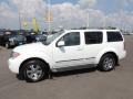 2011 Avalanche White Nissan Pathfinder Silver  photo #5