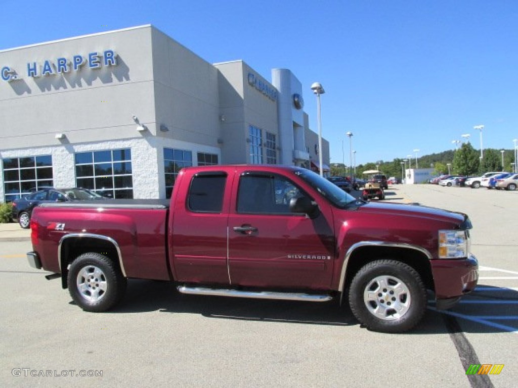 2009 Silverado 1500 LT Extended Cab 4x4 - Dark Cherry Red Metallic / Ebony photo #2