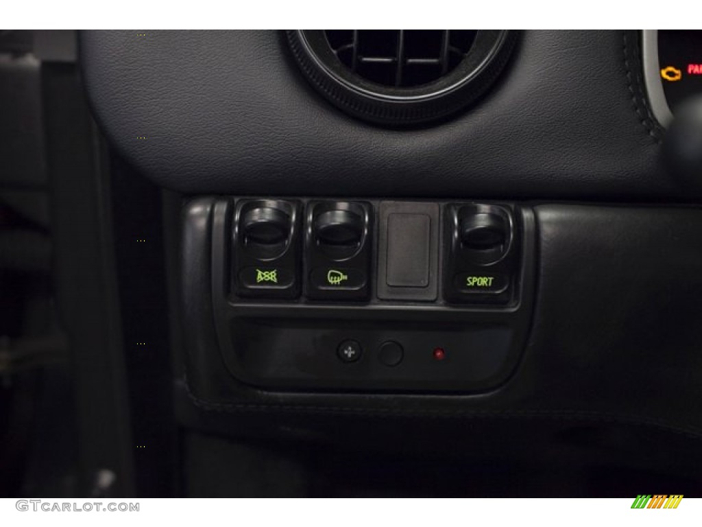 2002 Ferrari 360 Spider F1 Controls Photo #85835366