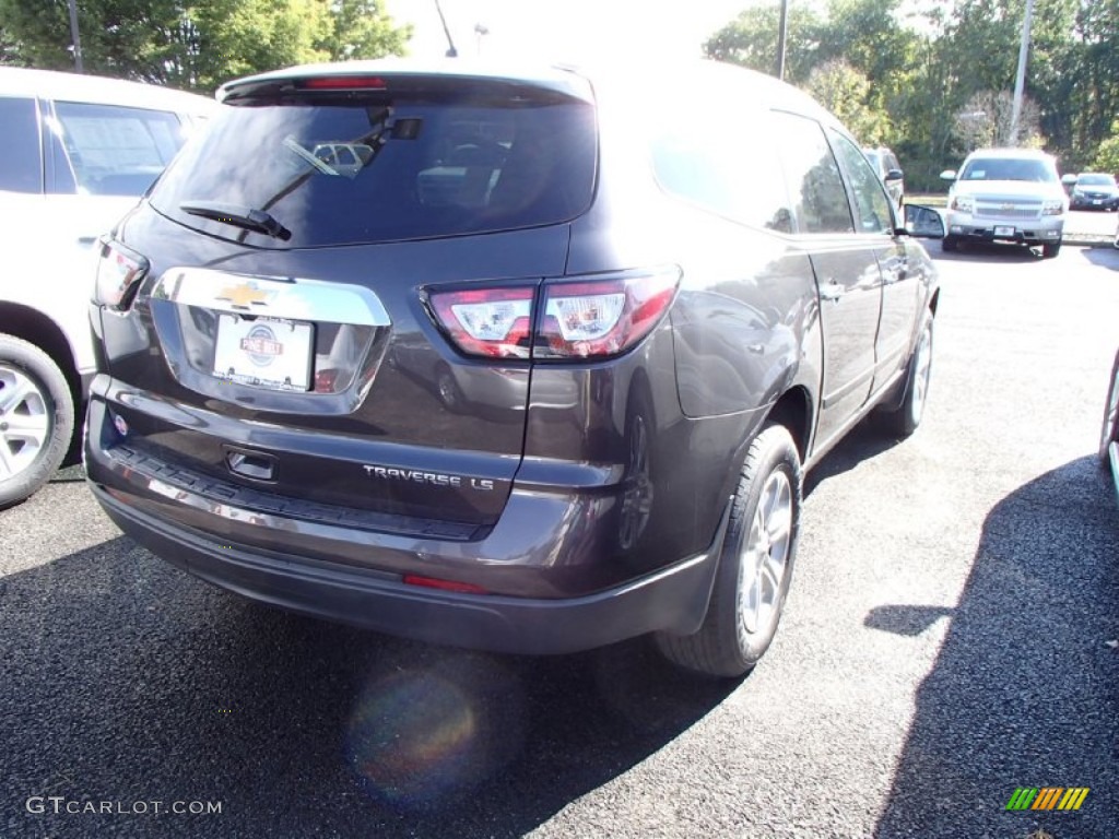 2014 Traverse LS - Cyber Grey Metallic / Dark Titanium/Light Titanium photo #2
