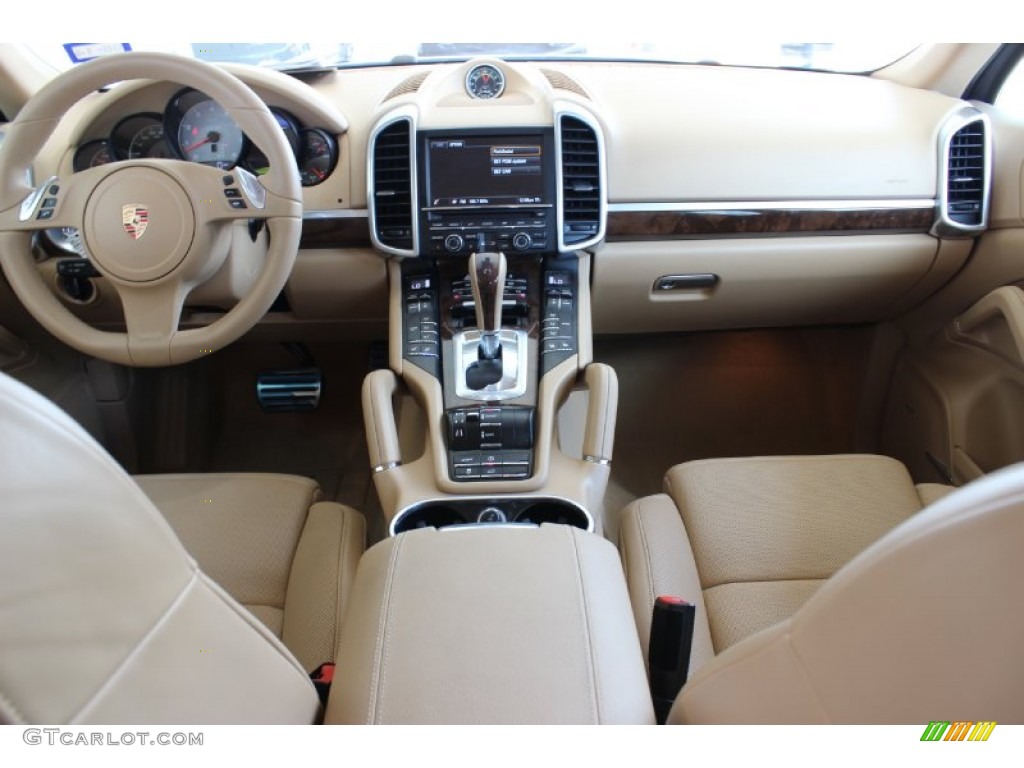 2013 Porsche Cayenne S Luxor Beige Dashboard Photo #85837261