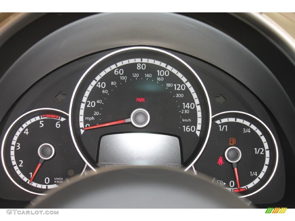 2014 Beetle TDI Convertible - Moonrock Silver Metallic / Beige photo #25