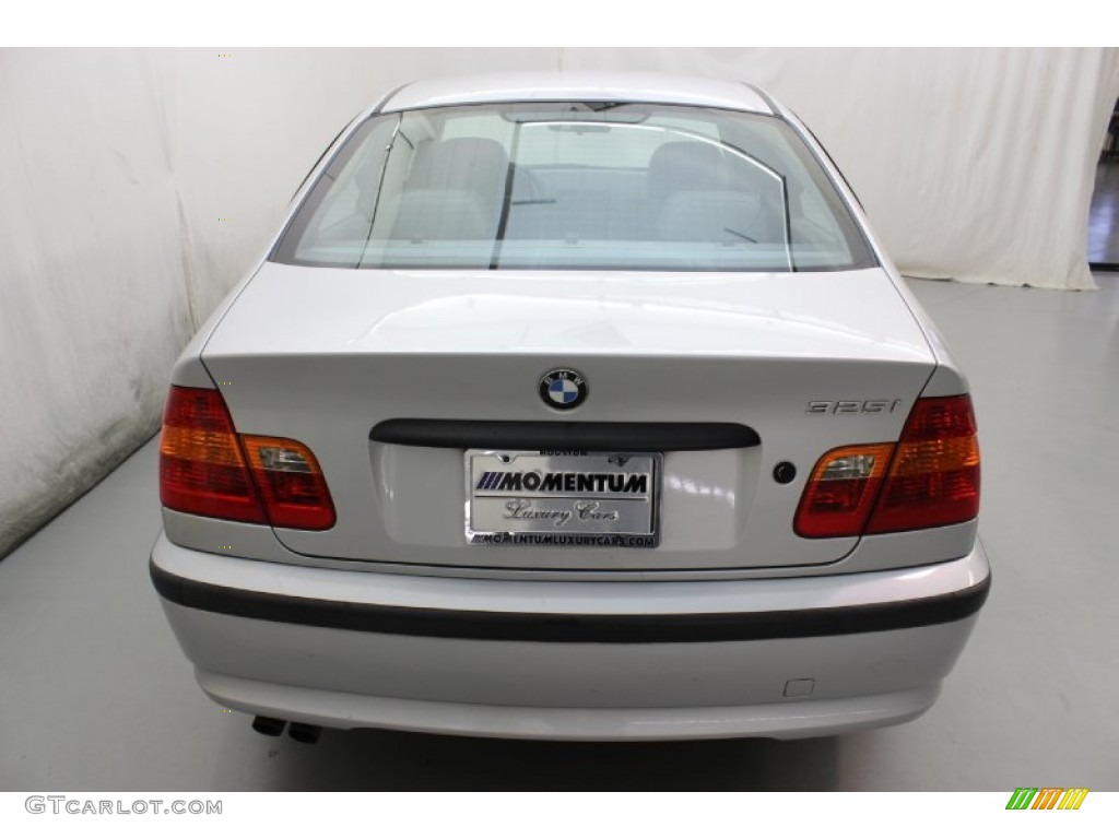 2002 3 Series 325i Sedan - Titanium Silver Metallic / Grey photo #7