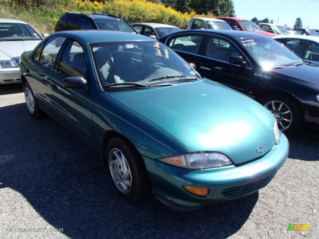 1998 Cavalier Sedan - Manta Green Metallic / Gray photo #3