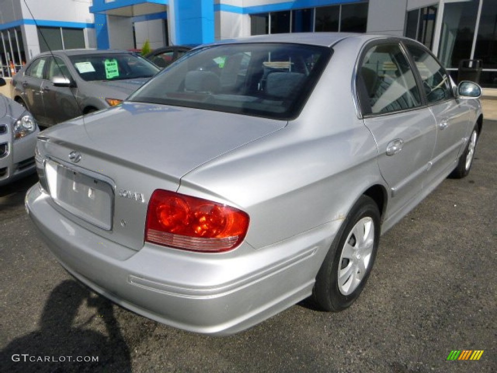 2004 Sonata  - Brilliant Silver / Black photo #4