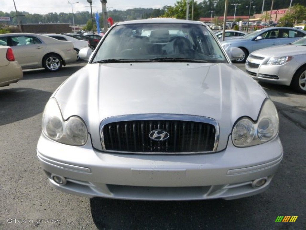 2004 Sonata  - Brilliant Silver / Black photo #6