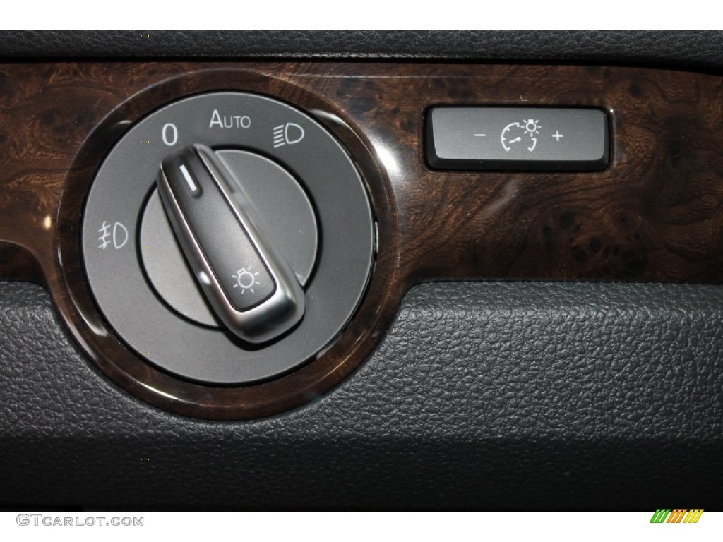 2014 Volkswagen Passat 1.8T SEL Premium Controls Photo #85841740
