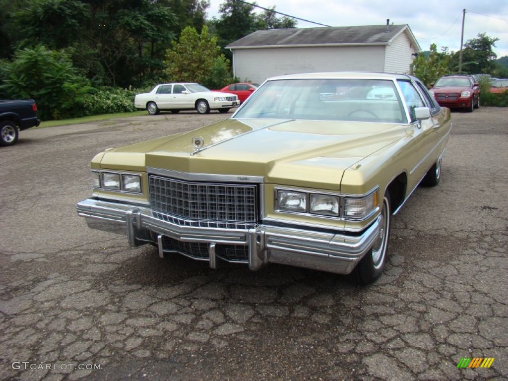 1976 DeVille Coupe - Florentine Gold Firemist / Light Ivory-Gold photo #13