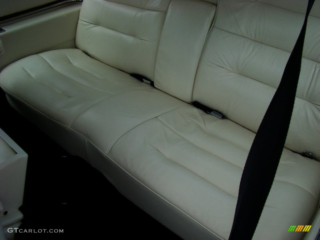 1976 DeVille Coupe - Florentine Gold Firemist / Light Ivory-Gold photo #43
