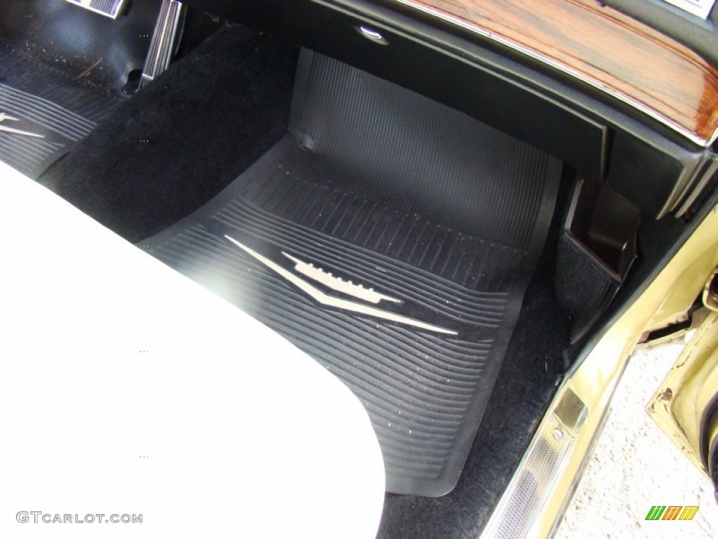 1976 DeVille Coupe - Florentine Gold Firemist / Light Ivory-Gold photo #50