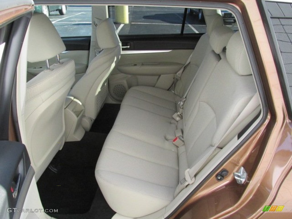 2011 Outback 2.5i Premium Wagon - Caramel Bronze Pearl / Warm Ivory photo #20