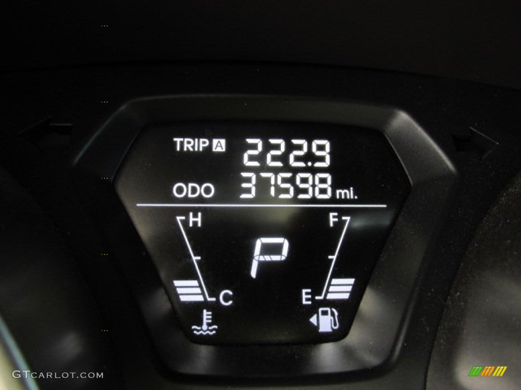 2011 Elantra Limited - Pearl White / Beige photo #25