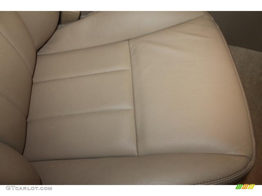 2007 Milan V6 Premier AWD - Oxford White / Camel photo #29