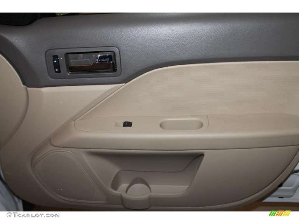 2007 Milan V6 Premier AWD - Oxford White / Camel photo #30