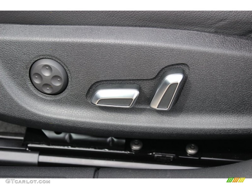 2014 A4 2.0T Sedan - Ice Silver Metallic / Black photo #13