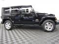 Black - Wrangler Unlimited Sahara 4x4 Photo No. 3