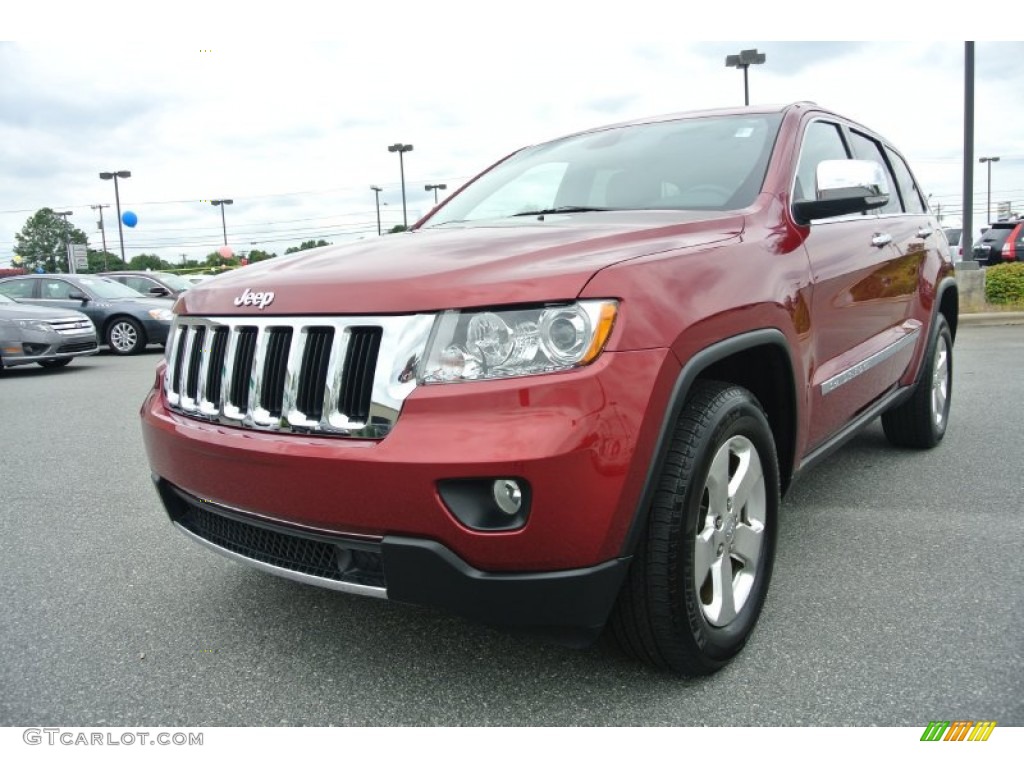 Deep Cherry Red Crystal Pearl Jeep Grand Cherokee