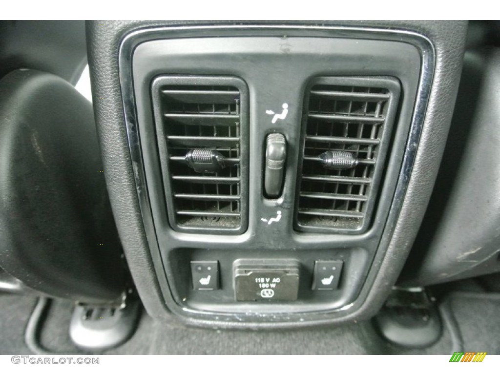 2013 Grand Cherokee Limited - Brilliant Black Crystal Pearl / Black photo #18