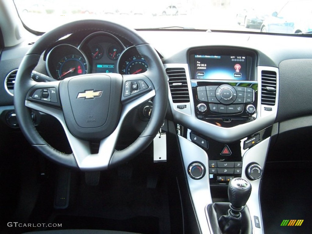 2013 Cruze ECO - Summit White / Jet Black photo #15