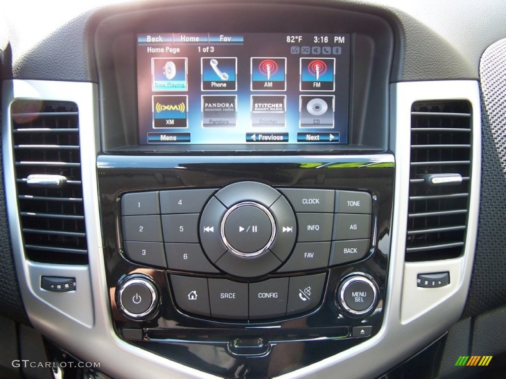 2013 Cruze ECO - Summit White / Jet Black photo #19