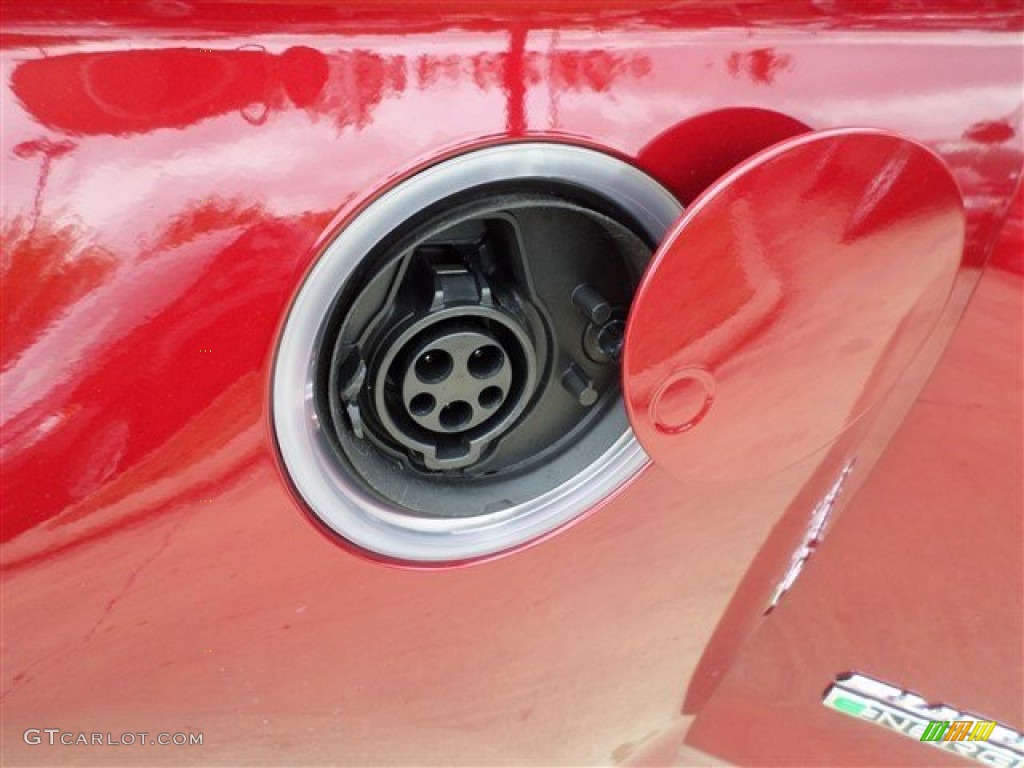 2014 Ford Fusion Energi Titanium Plug-In Photo #85858168