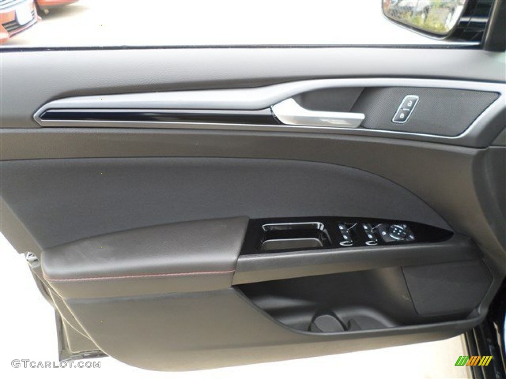 2014 Ford Fusion SE Charcoal Black Door Panel Photo #85858838