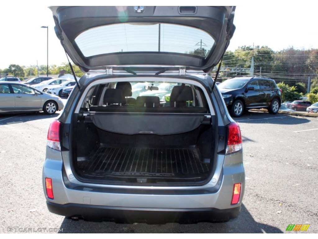 2011 Outback 2.5i Premium Wagon - Steel Silver Metallic / Off Black photo #8