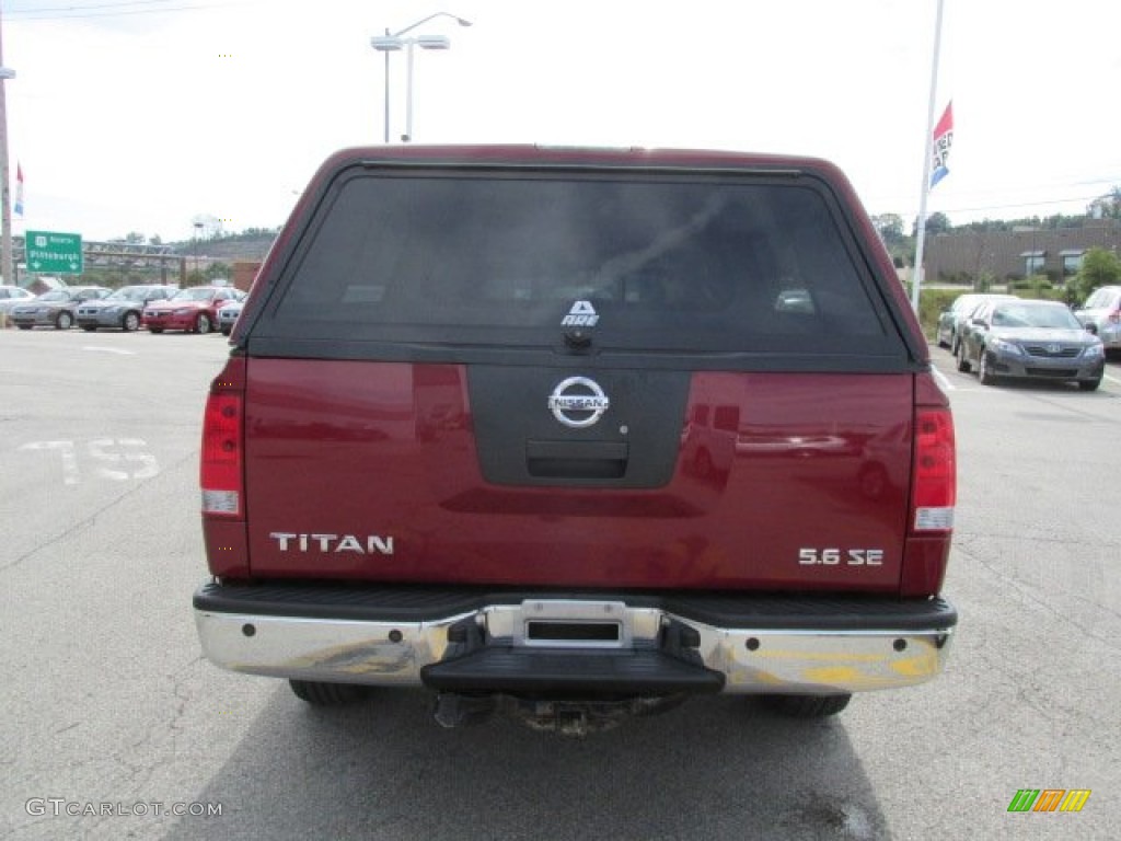 2007 Titan SE King Cab 4x4 - Red Brawn / Steel Gray photo #7
