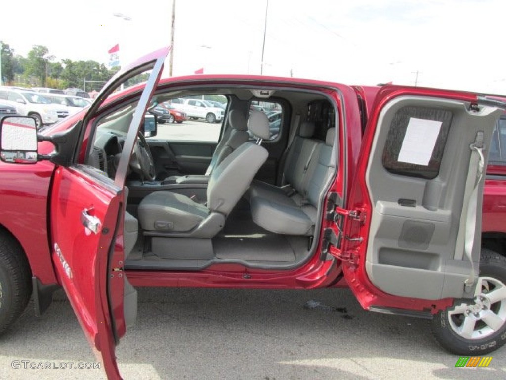 2007 Titan SE King Cab 4x4 - Red Brawn / Steel Gray photo #11