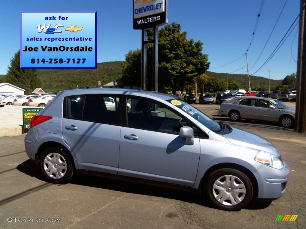 2012 Versa 1.8 S Hatchback - Arctic Blue Metallic / Charcoal photo #1