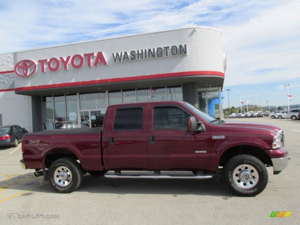 2005 F250 Super Duty XLT Crew Cab 4x4 - Dark Toreador Red Metallic / Medium Flint photo #2