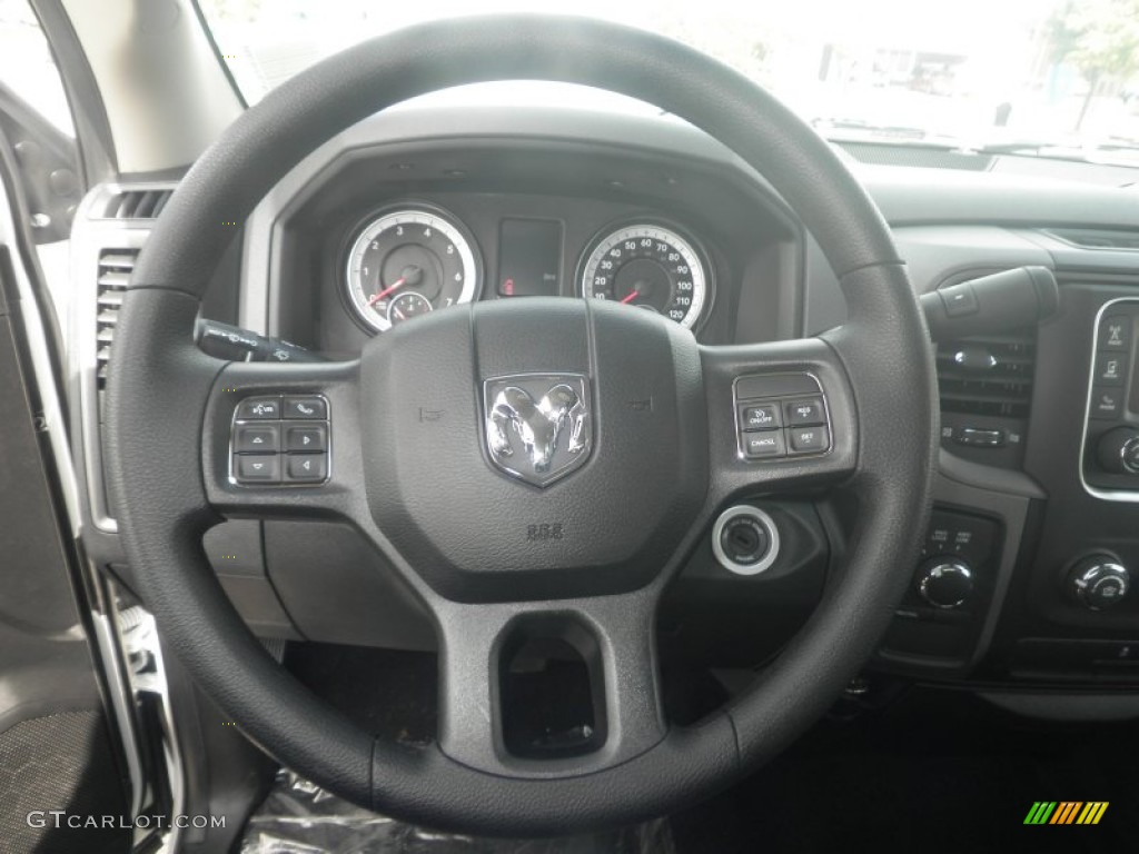 2014 Ram 1500 Express Crew Cab 4x4 Black/Diesel Gray Steering Wheel Photo #85864543