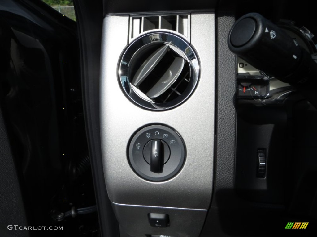 2014 Ford Expedition EL Limited Controls Photo #85865579