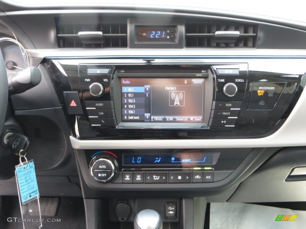 2014 Toyota Corolla LE Eco Controls Photo #85866382
