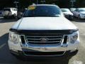 White Suede - Explorer Sport Trac XLT 4x4 Photo No. 9