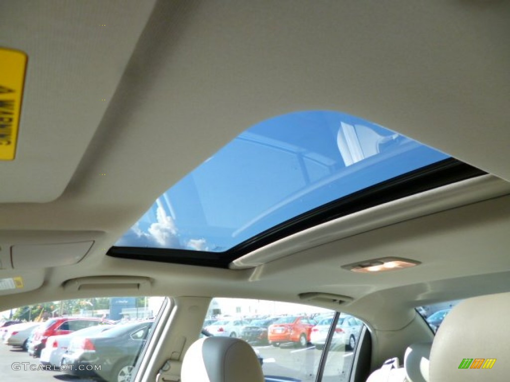 2005 Amanti  - Pearl White / Gray photo #12