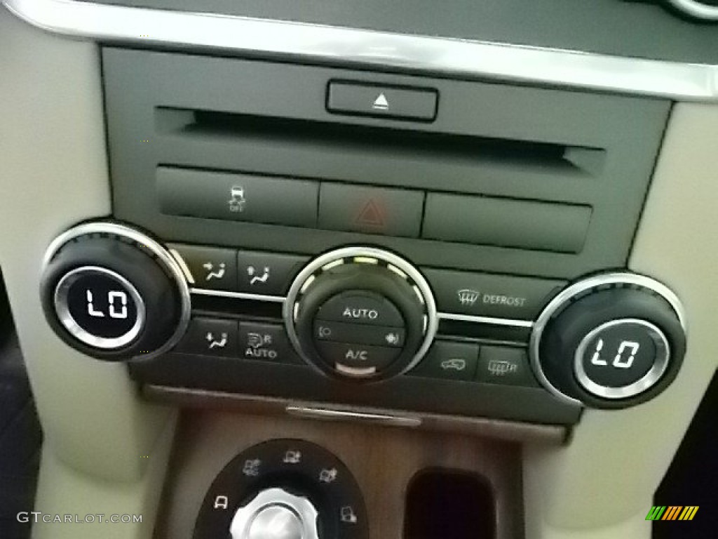 2011 Land Rover LR4 HSE Controls Photo #85869885