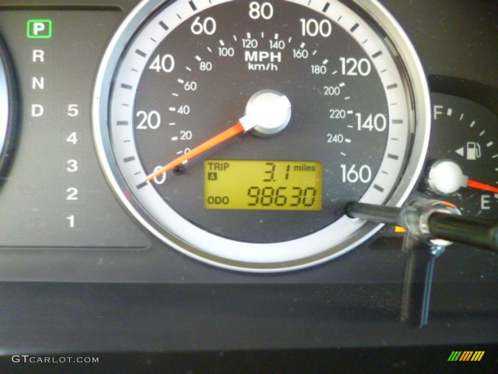 2005 Amanti  - Pearl White / Gray photo #20